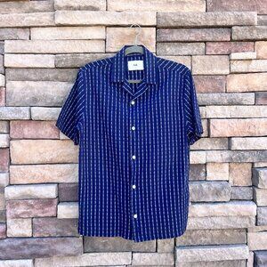 Folk Short Sleeve Button-Up Shirt | Size Small | Navy